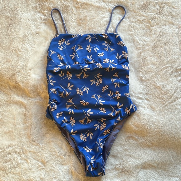Patagonia Other - Patagonia Women's Reversible Sunrise Slider One-Piece Swimsuit.